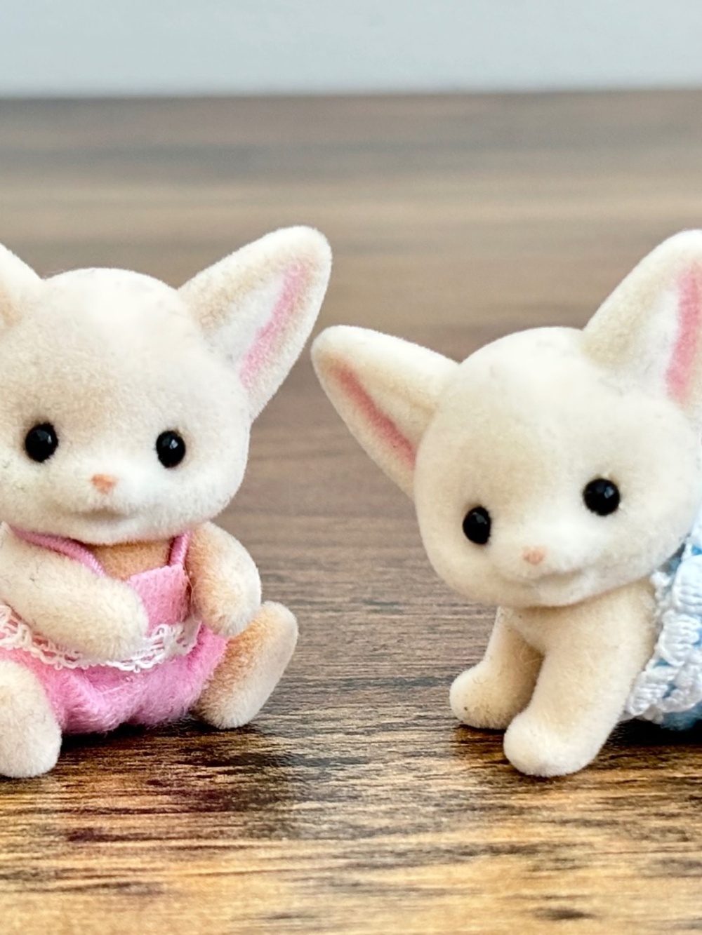 Calico Critters Sylvanian Families Baby Fennec Fox Twins Boy Girl Toy Figures
